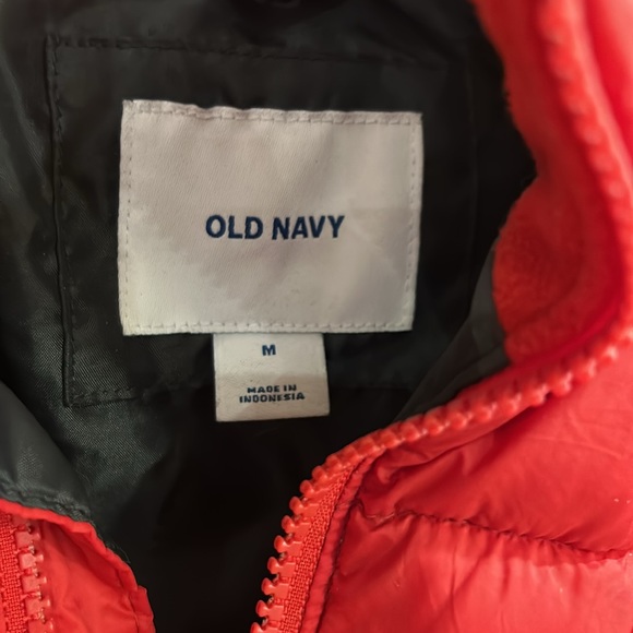 Red puffy coat size medium - Picture 2 of 6